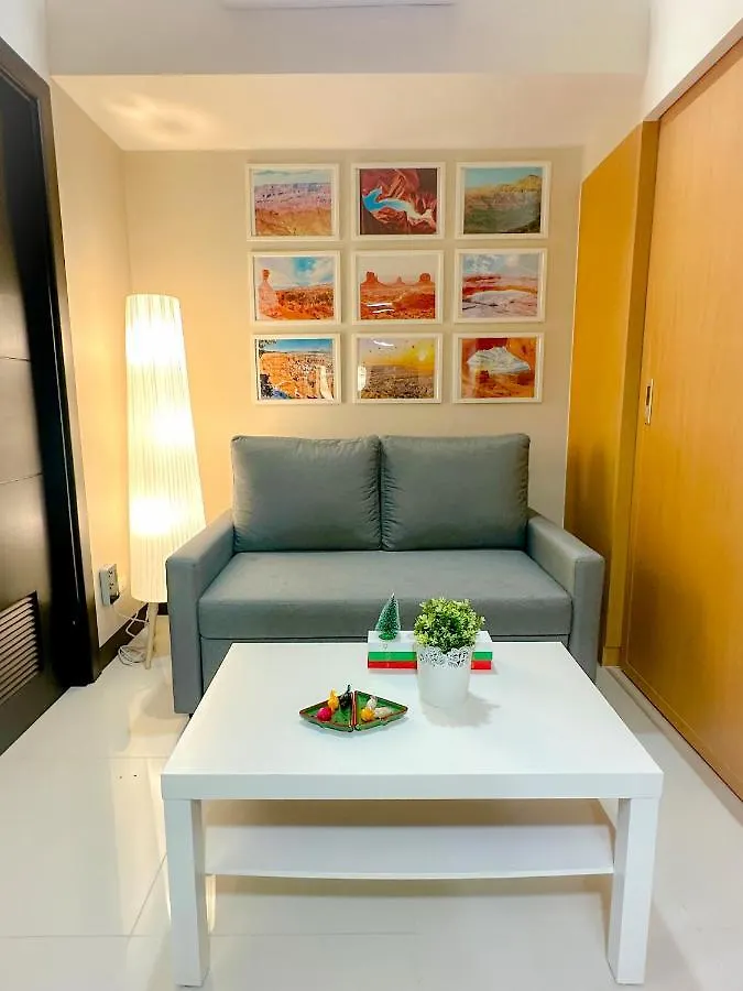 Apartment 1Br Bgc Uptown Modern Condo Netflix 200Mb Wifi Manila