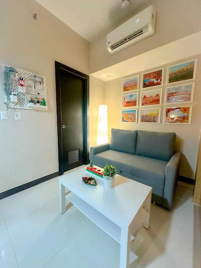 1Br Bgc Uptown Modern Condo Netflix 200Mb Wifi Manila Apartment